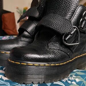 Dr.Marten Devon Heart Platform